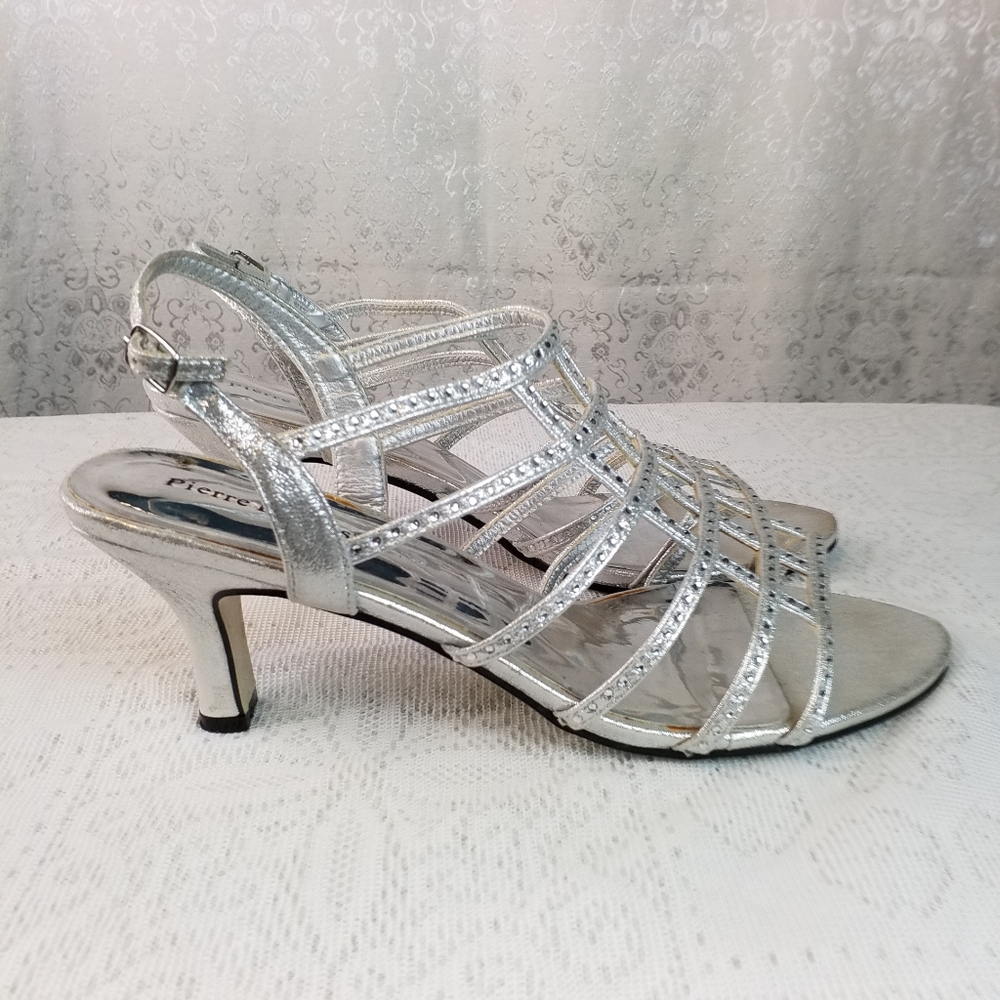 Pierre Dumas adǰustable slingback silver heels with rhinestones Sassy 11M